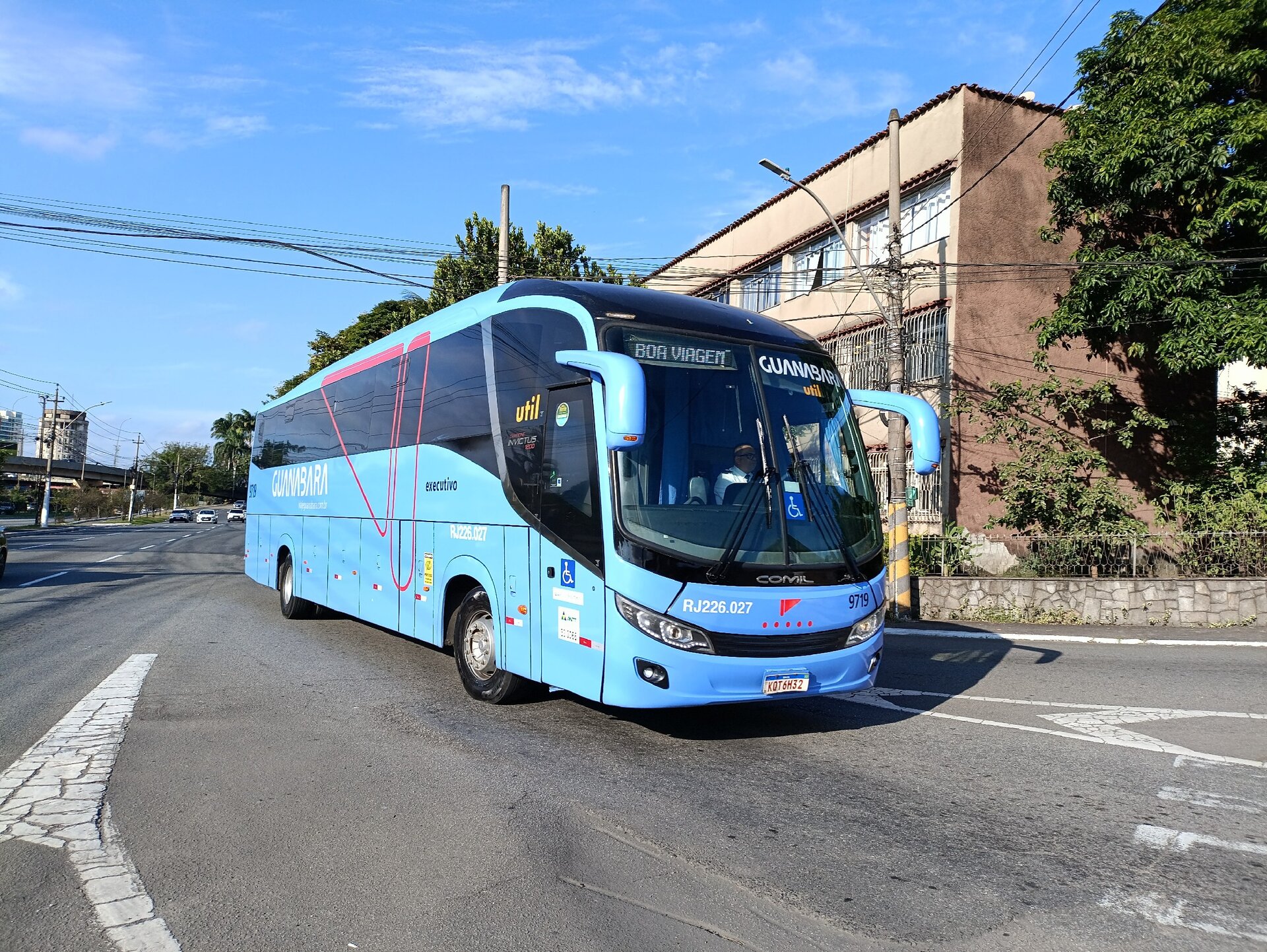 Ônibus